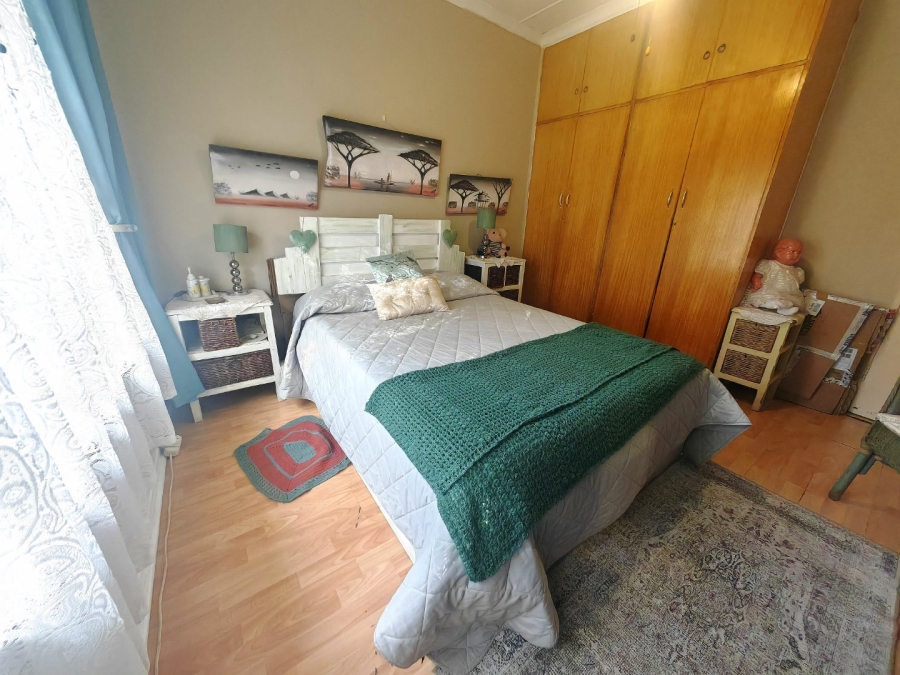 8 Bedroom Property for Sale in Fleurdal Free State